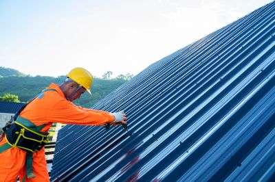 How Metal Roof Repair Extends The Life Of Your Roofing System